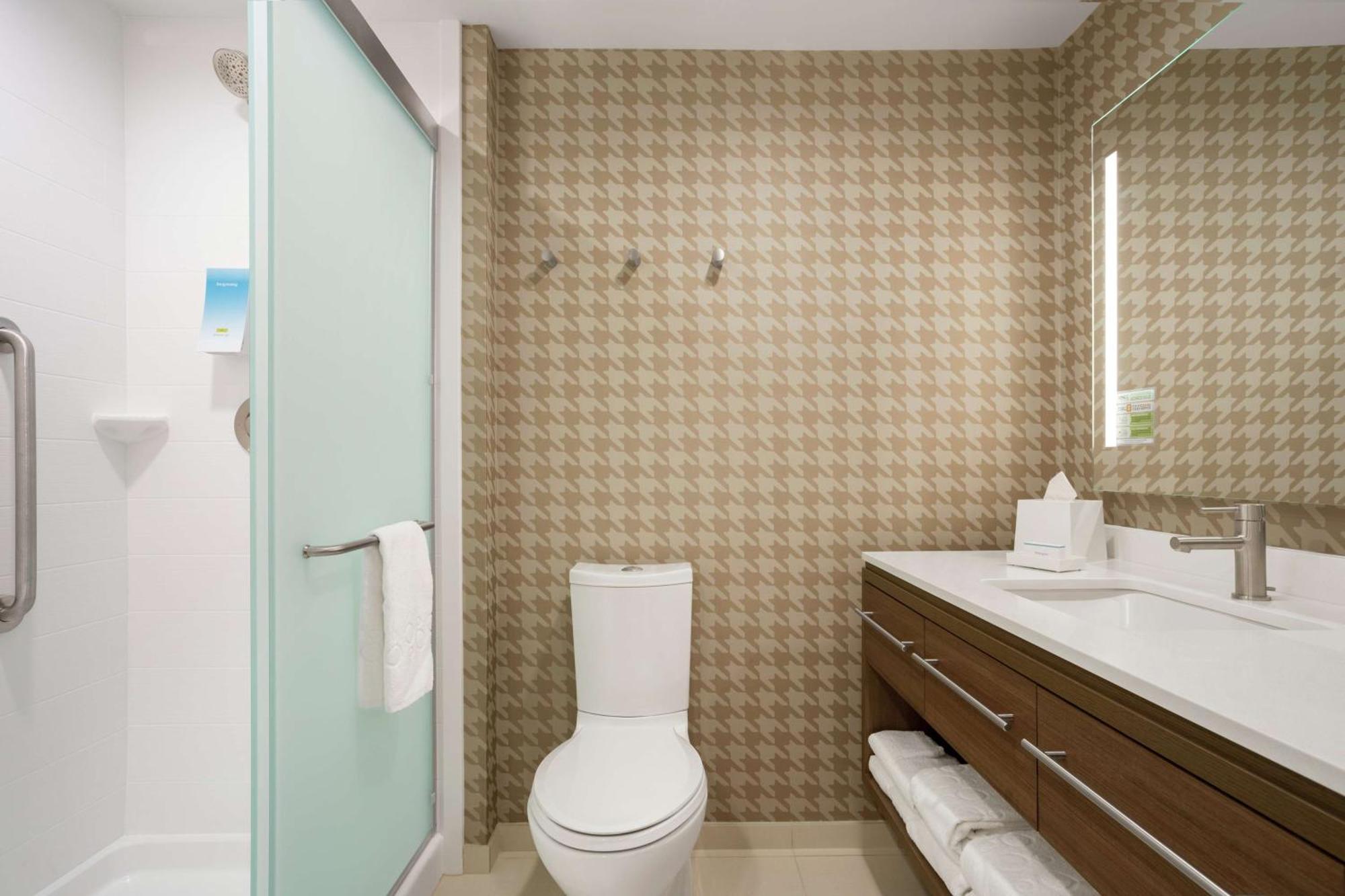 Home2 Suites By Hilton Warminster Horsham מראה חיצוני תמונה